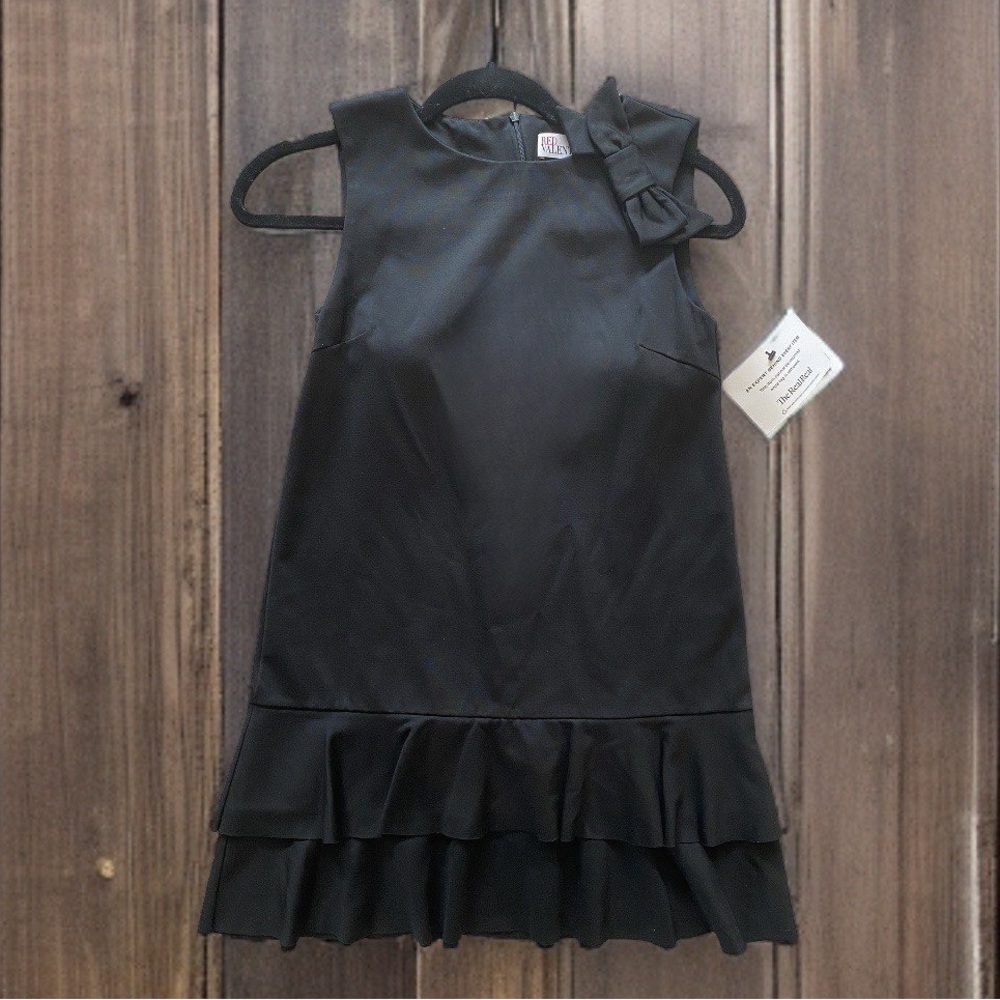 Red Valentino Flounced Cocktail Flapper Dress. Size 38, US 2/XS